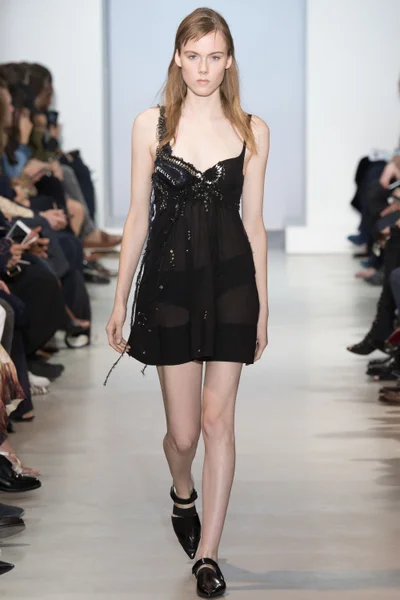 Look 3